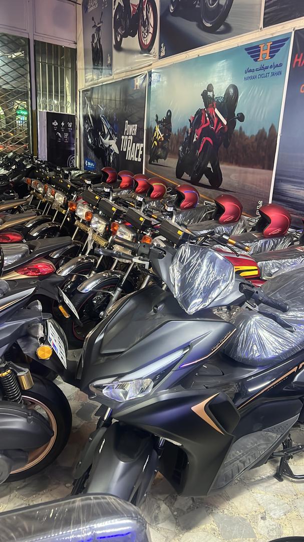 فروش انواع موتور سیکلت‌